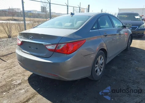 2013 Hyundai Sonata Gls z USA, uszkodzony, nr VIN 5NPEB4AC3DH718490